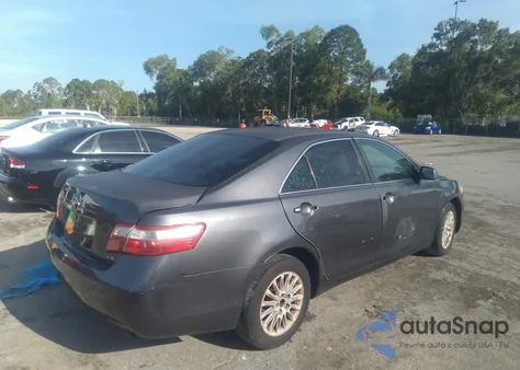 2007 Toyota Camry Le z USA, uszkodzony, nr VIN 4T1BE46K27U714561
